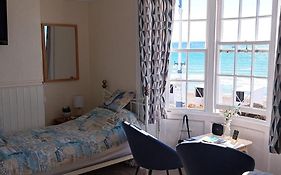 Lyndale Guest House